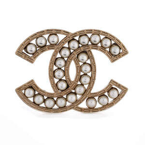 Chanel Cc Brooch Metal With Faux Pearls #207160C98B